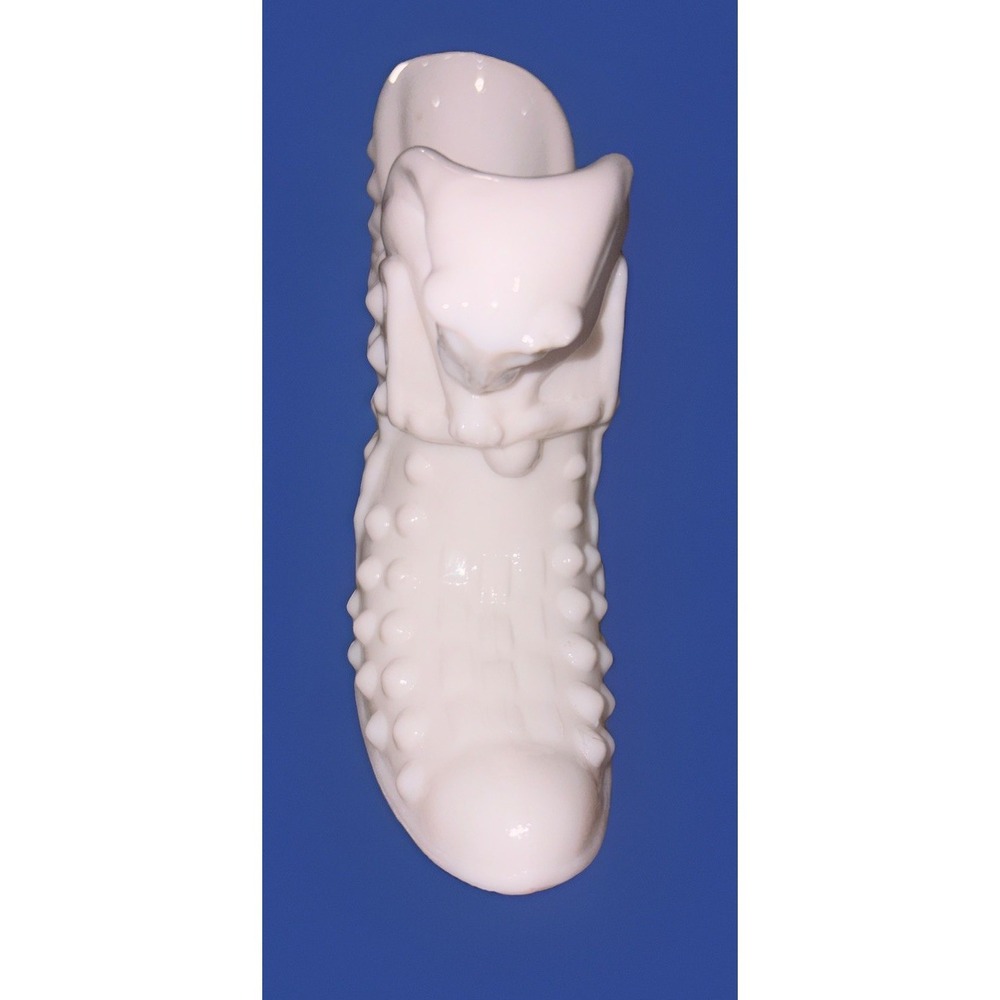 VINTAGE FENTON CAT SLIPPER SHOE HOBNAIL WHITE MILK GLASS - Picture 2 of 5